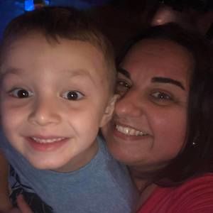 Meet your Posher, Aleca